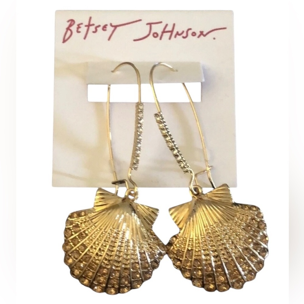 BETSEY JOHNSON Mermaid Jewels Sparkling Crystal-Encrusted Sea Shell Earrings NWT